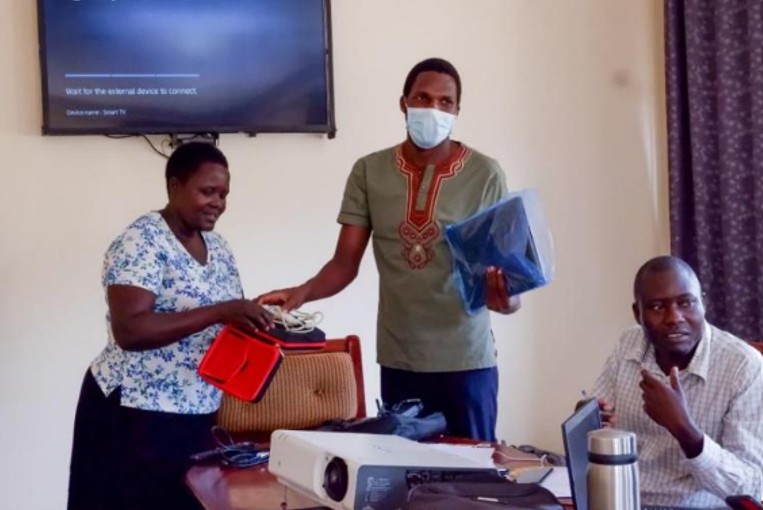 Essential ICT  skills  training for frontline Health Workers